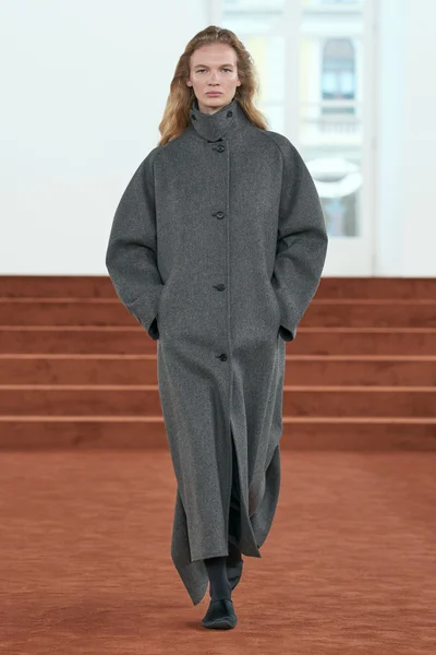 Look 13